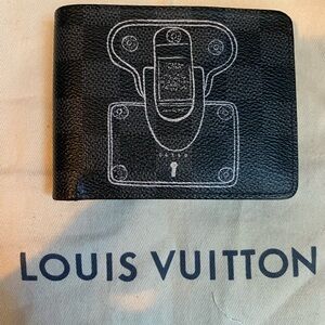 Louis Vuitton Multiple wallet in Damier Graphite "Trunks and Locks"